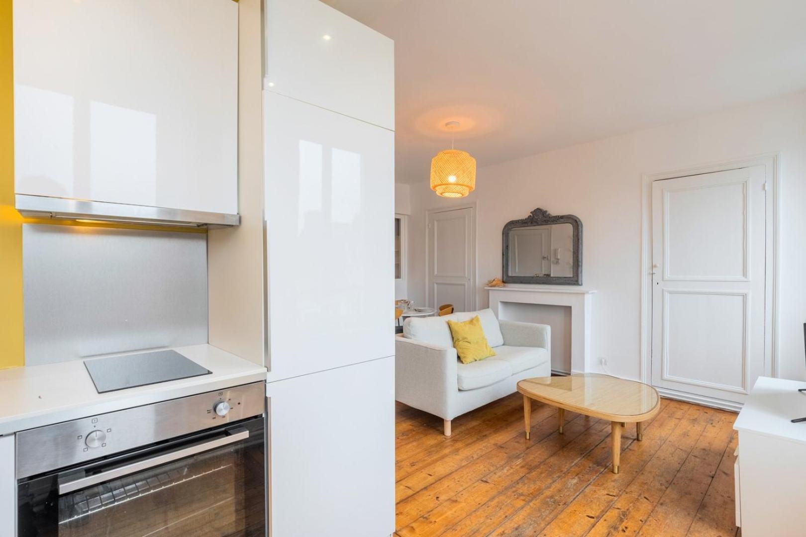 2-Bedroom Apartment Near Metro Lille Exteriör bild